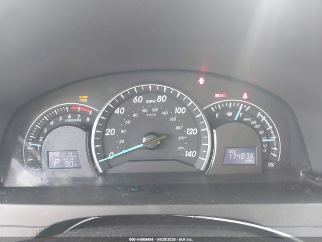 Toyota Camry Le