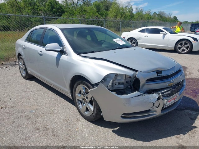 Salvage Chevrolet Malibu Image