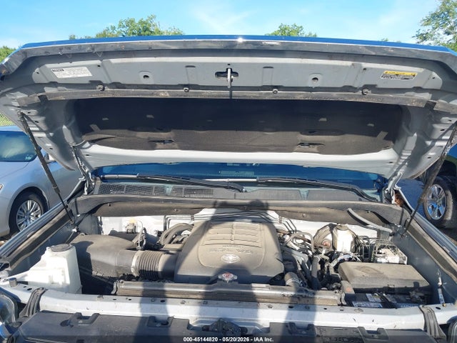 Toyota Tundra Sr5