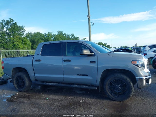 Toyota Tundra Sr5