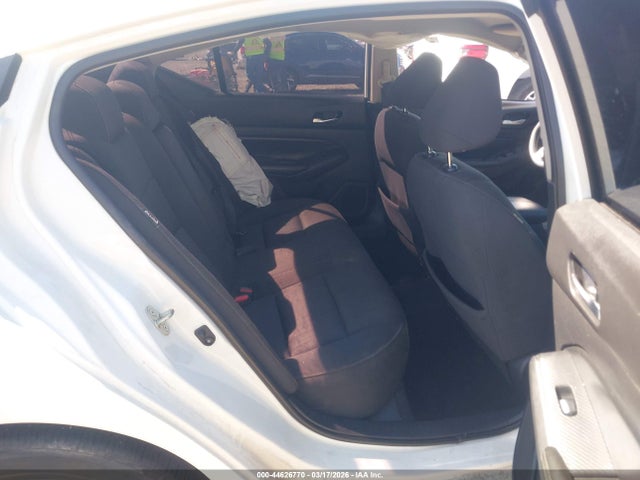 Nissan Altima S Fwd