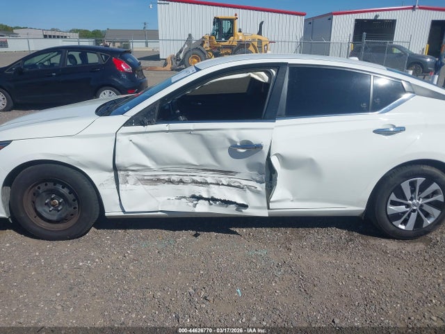 Nissan Altima S Fwd