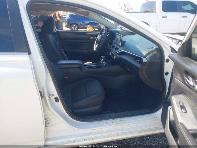 Nissan Altima S Fwd
