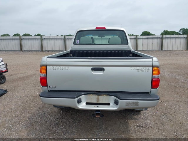 Toyota Tacoma Base V6