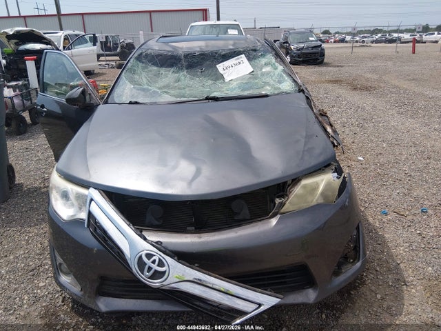 Toyota Camry Xle V6