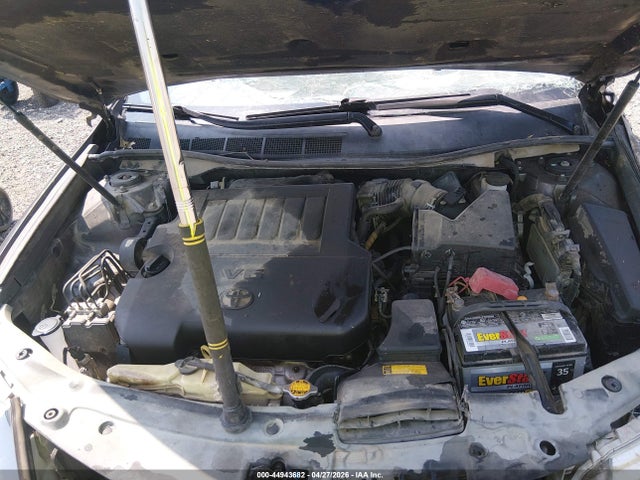 Toyota Camry Xle V6
