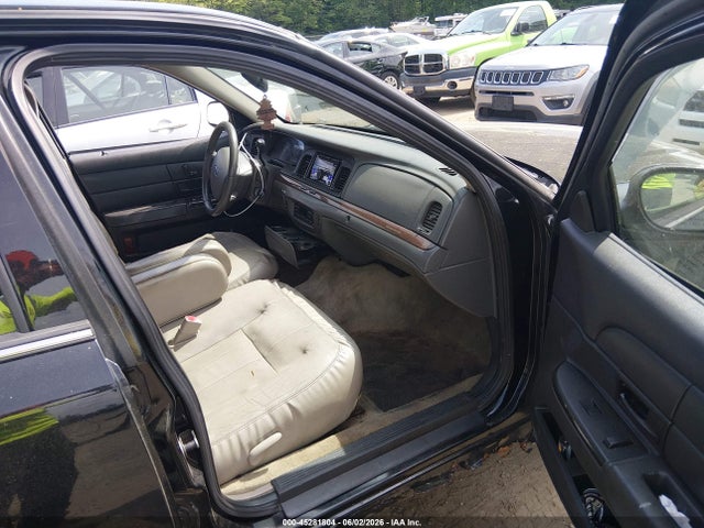 Ford Crown Victoria Lx