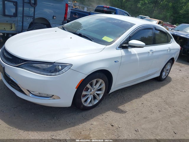 Chrysler 200 C