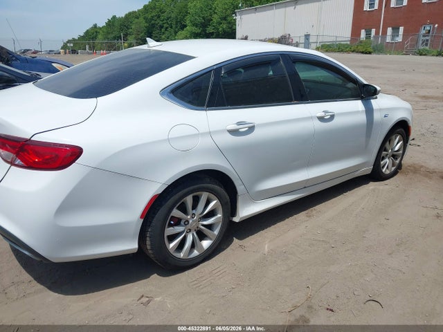 Chrysler 200 C