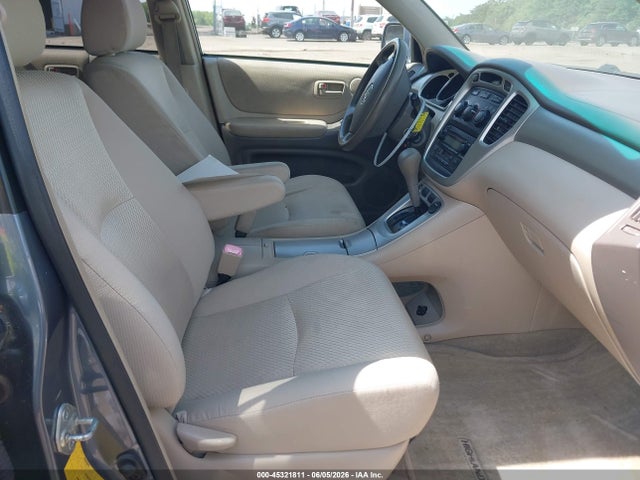 Toyota Highlander V6