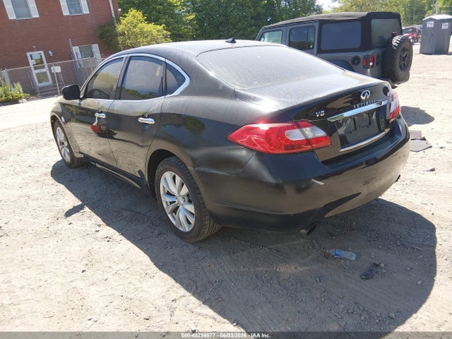 INFINITI M56x