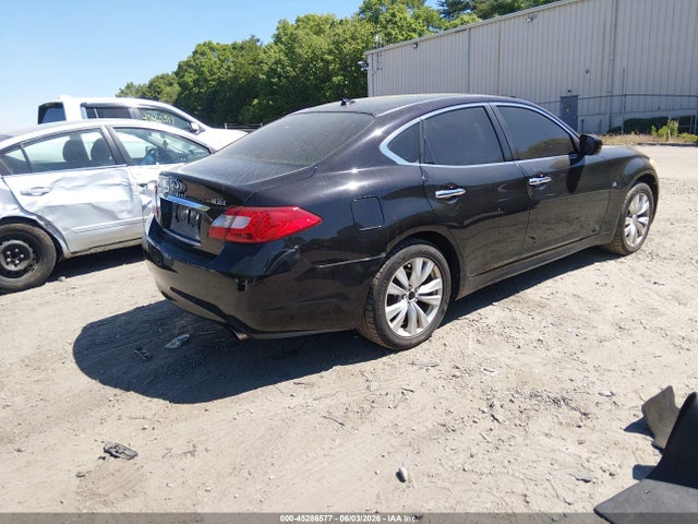 INFINITI M56x