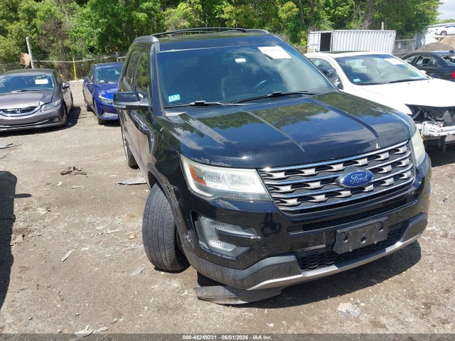 Salvage Ford Explorer Image