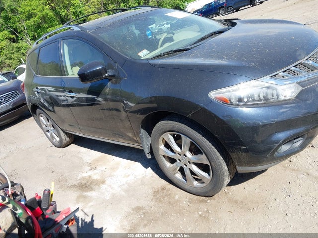 Salvage Nissan Murano Image