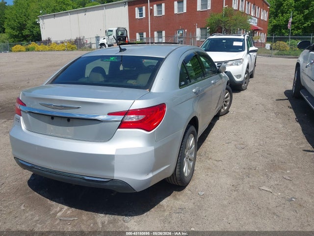 Chrysler 200 Touring
