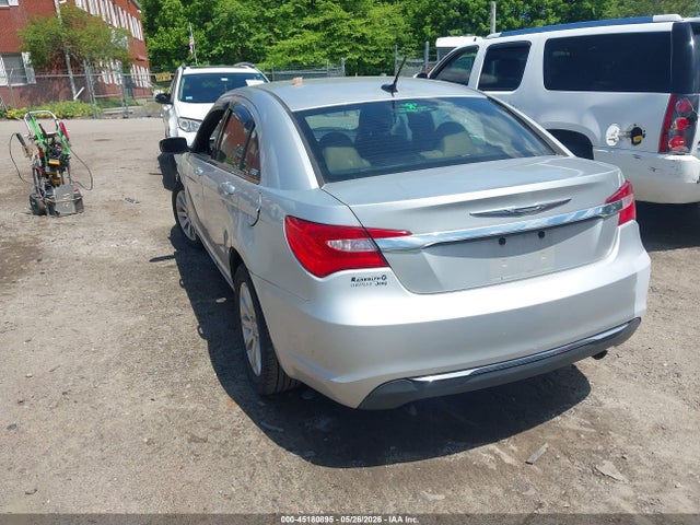 Chrysler 200 Touring