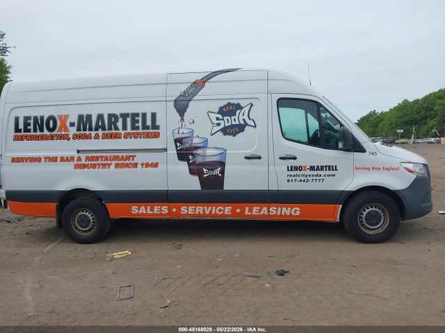 Mercedes-Benz Sprinter 2500 High Roof V6