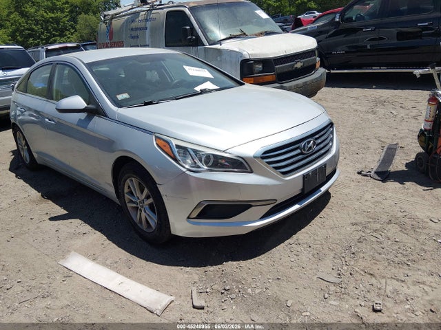 Salvage Hyundai SONATA Image
