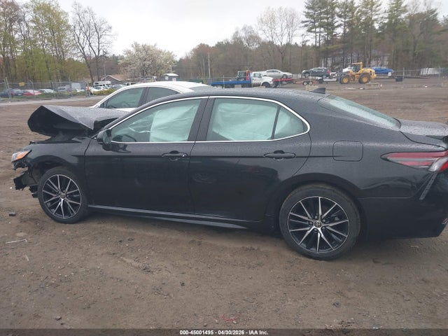 Toyota Camry Se