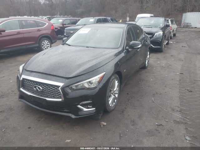 INFINITI Q50 Luxe Awd