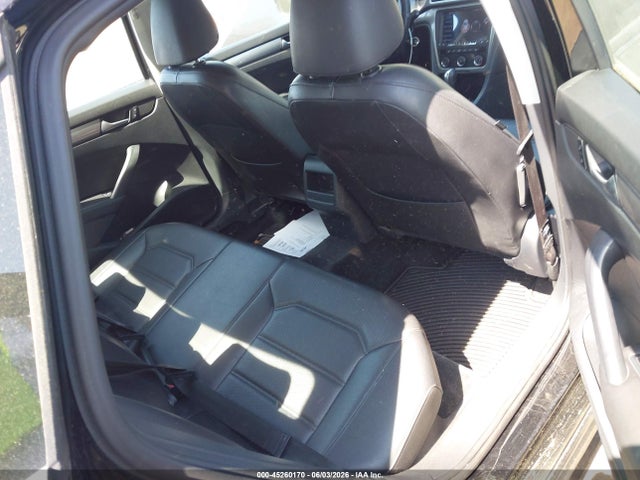 Volkswagen Passat 1.8t Wolfsburg Edition