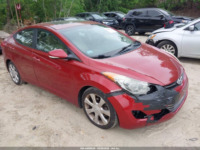 Salvage Hyundai ELANTRA Image