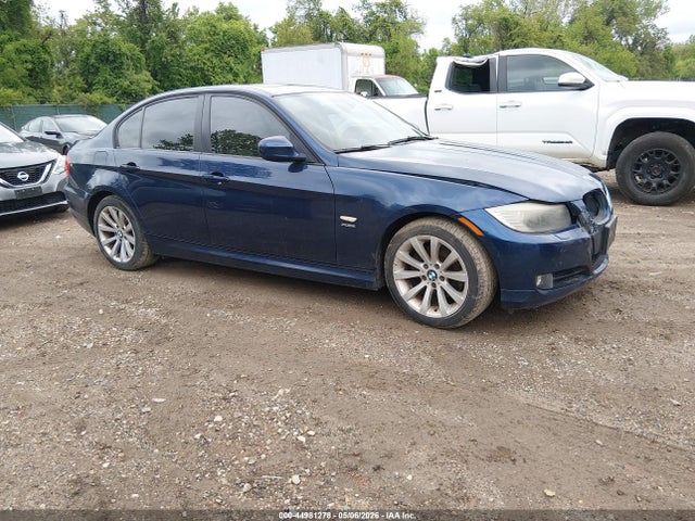 Salvage BMW 3 Series Image
