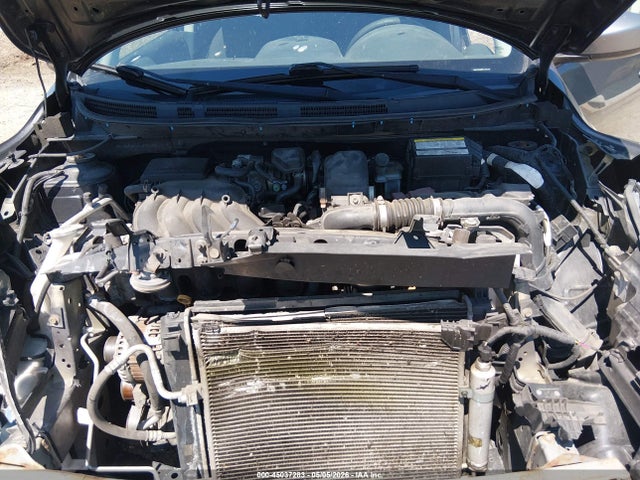 Nissan Versa 1.6 S