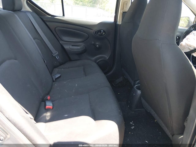 Nissan Versa 1.6 S