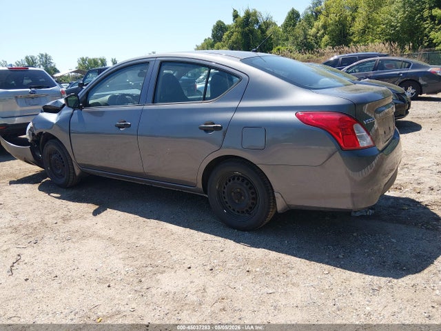 Nissan Versa 1.6 S
