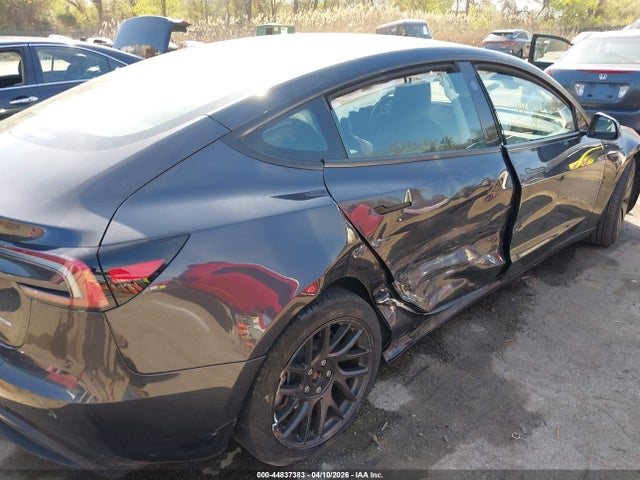 Tesla Model 3 Long Range Dual Motor All-wheel Drive