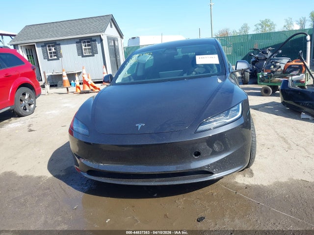 Tesla Model 3 Long Range Dual Motor All-wheel Drive