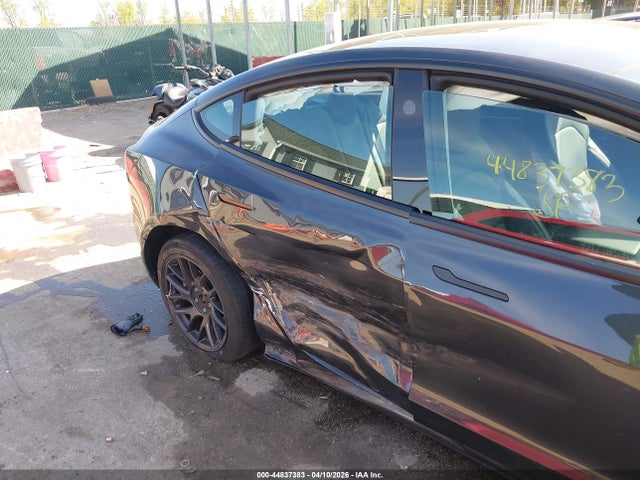 Tesla Model 3 Long Range Dual Motor All-wheel Drive