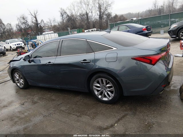 Toyota Avalon Xle