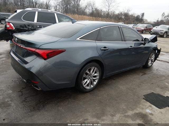 Toyota Avalon Xle