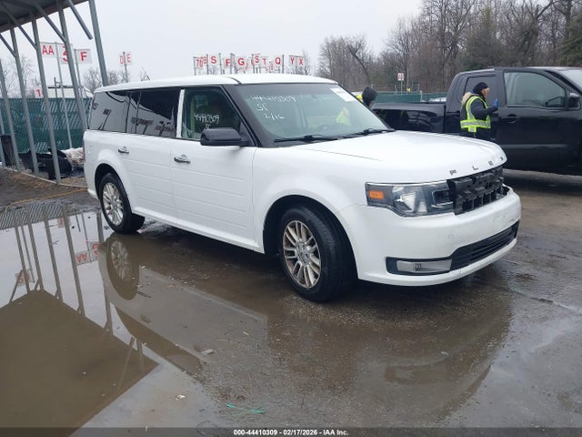 Salvage Ford Flex Image