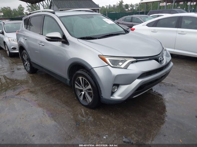 Salvage Toyota RAV4 Image