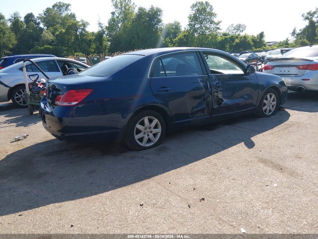 Toyota Avalon Xl