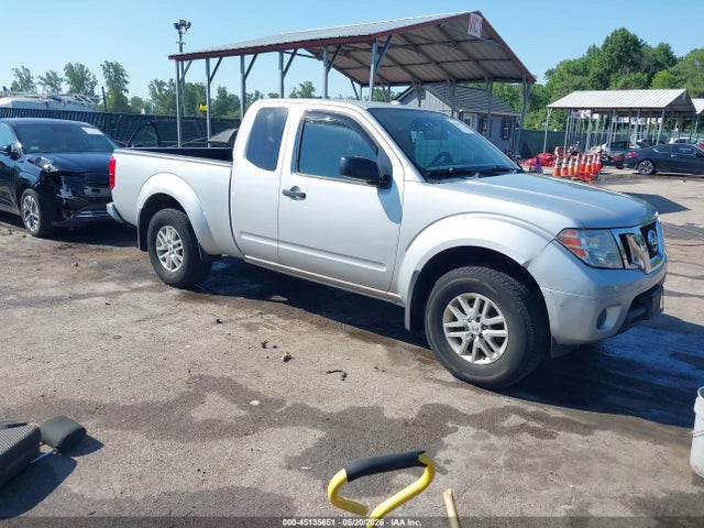 Salvage Nissan Frontier Image