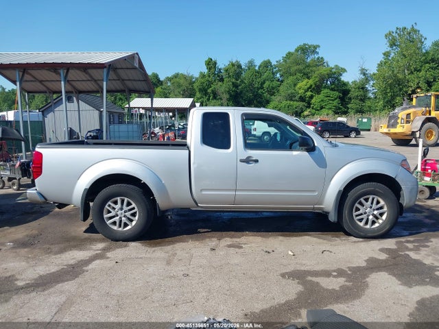 Nissan Frontier Sv