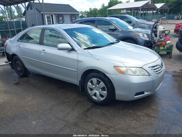 Salvage Toyota Camry Image