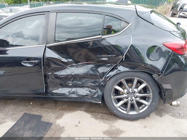 Mazda Mazda3 Grand Touring