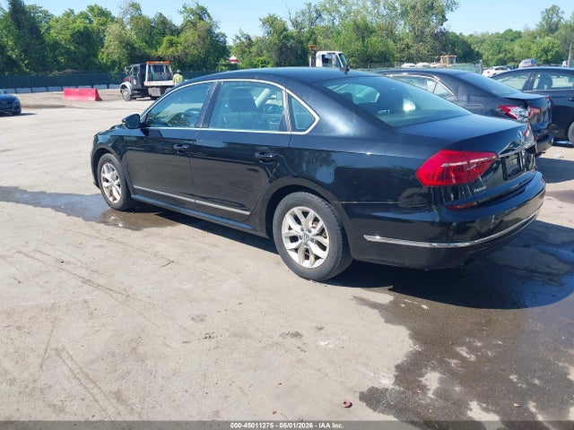 Volkswagen Passat 1.8t S