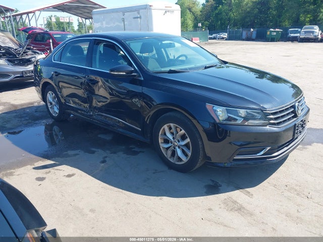 Salvage Volkswagen Passat Image
