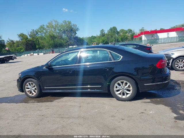 Volkswagen Passat 1.8t S