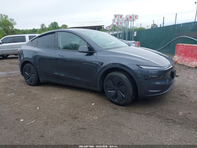 Salvage Tesla Model Y Image