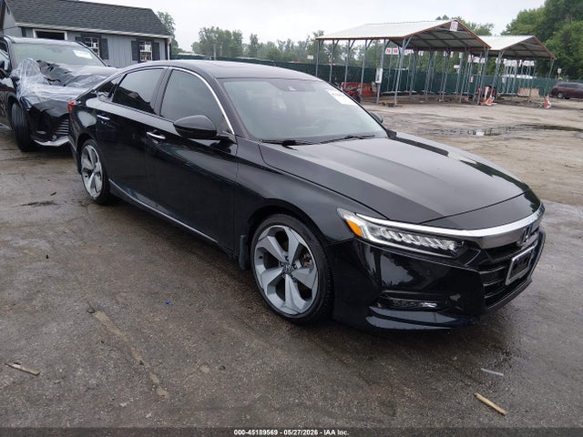Salvage Honda Accord Image