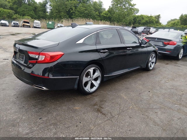 Honda Accord Touring 2.0t