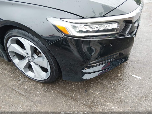 Honda Accord Touring 2.0t