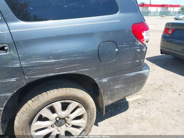 Toyota Sequoia Platinum 5.7l V8